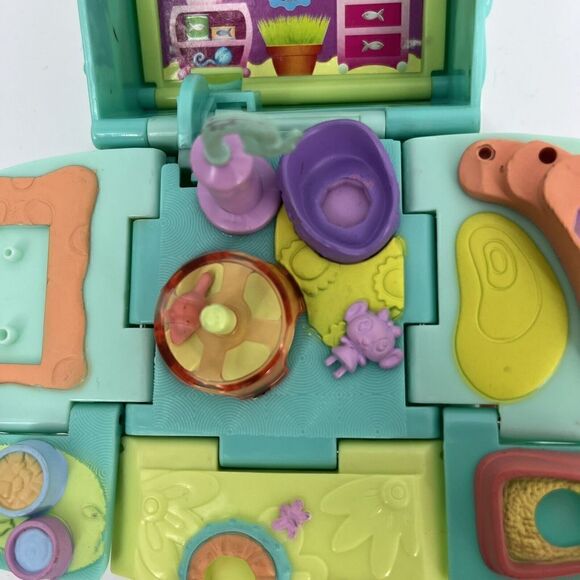 Hasbro 2006 Littlest Pet Shop Teeniest Tiniest Pop Up Mini Play Set LPS Blue Toy - Picture 6 of 10